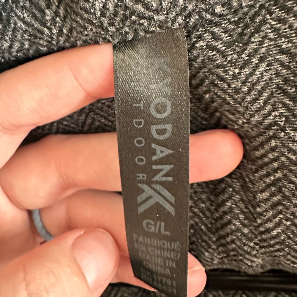 Kyoden Outdoor Black Sweater - Picture 2 of 3